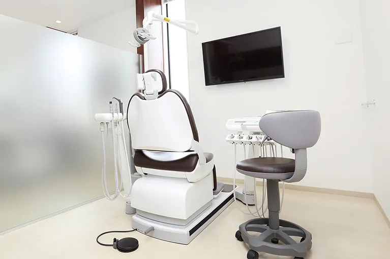 アニメも流せる大きなモニター